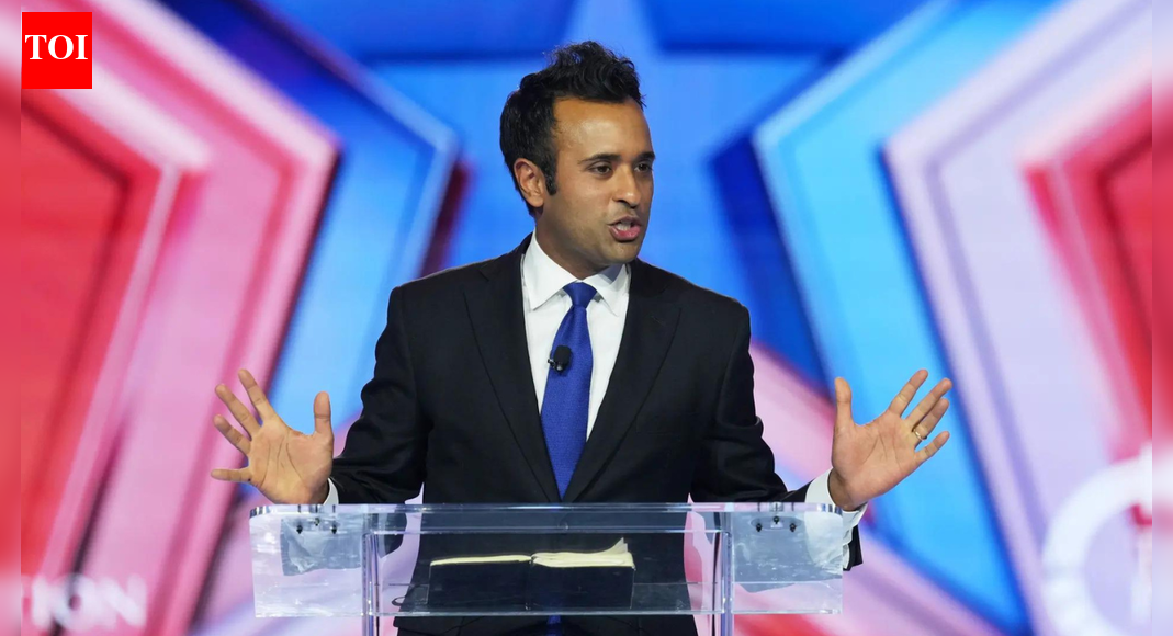 Vivek Ramaswamy deletes social media apps from phone amid 'shocking racial slurs', says 'didn’t hear a single bigoted remark...'