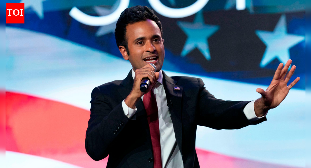 'Can't handle the heat': Vivek Ramaswamy mocked by rival for deleting social media apps to avoid 'racist hate'