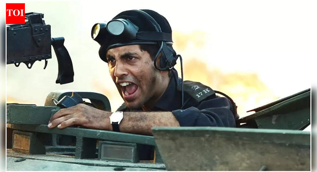 'Ikkis' box office collection day 5: Agastya Nanda starrer struggles on first Monday