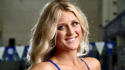 रिले गेन्स नेट वर्थ: इनसाइड लाइफ, इनकम, और कॉलेज स्विमर से हाई-प्रोफाइल एक्टिविस्ट तक का उदय