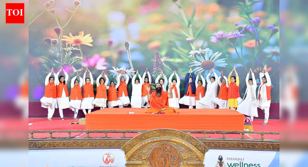 Patanjali Yogpeeth celebrates its 32nd foundation day with grandeur and vision