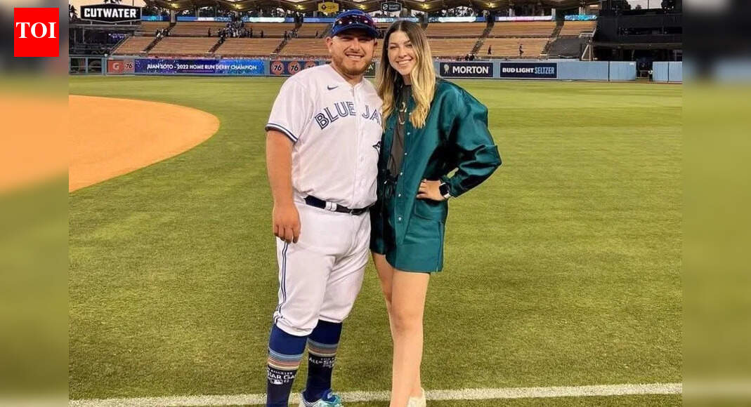 Toronto Blue Jays catcher Alejandro Kirk enjoys time off the field as wife Sofia Castaneda shares a family moment on Instagram