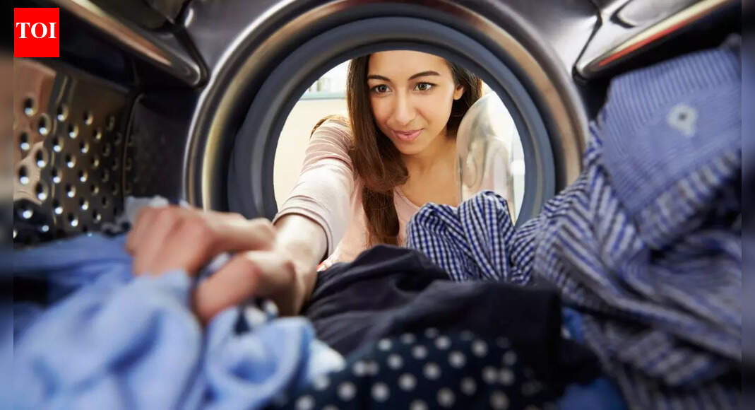 Should you wash clothes and towels together, or is that quietly ruining your laundry
