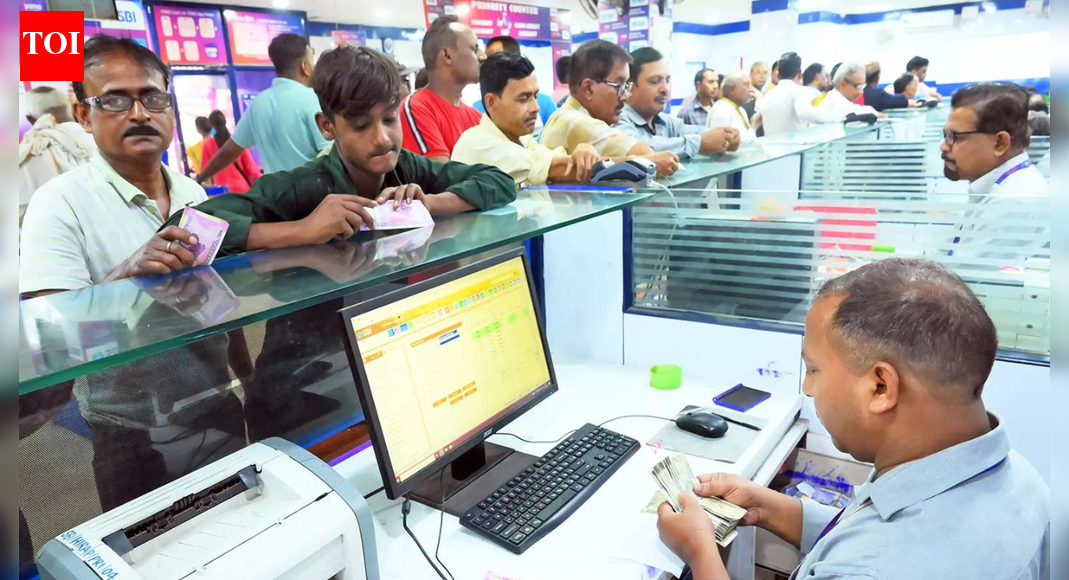 Indian banks set for stronger footing: Fitch flags regulatory reforms, reduced risks