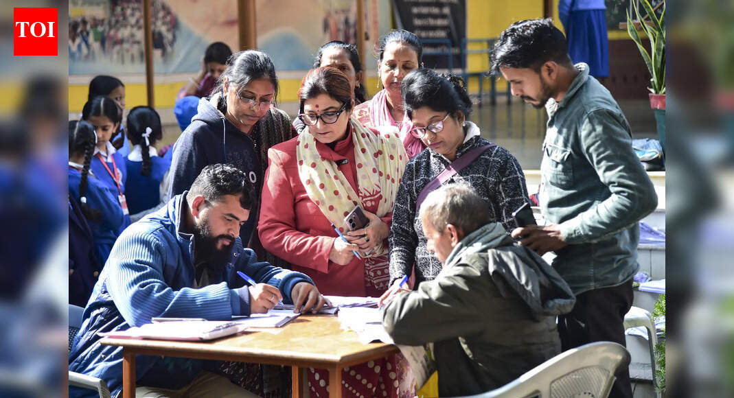 SIR row: EC tells SC it has power to undertake electoral roll revision