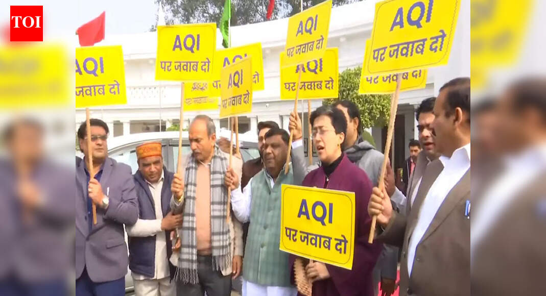 'BJP running away from issue of pollution': AAP stages protest in Delhi assembly over rising AQI