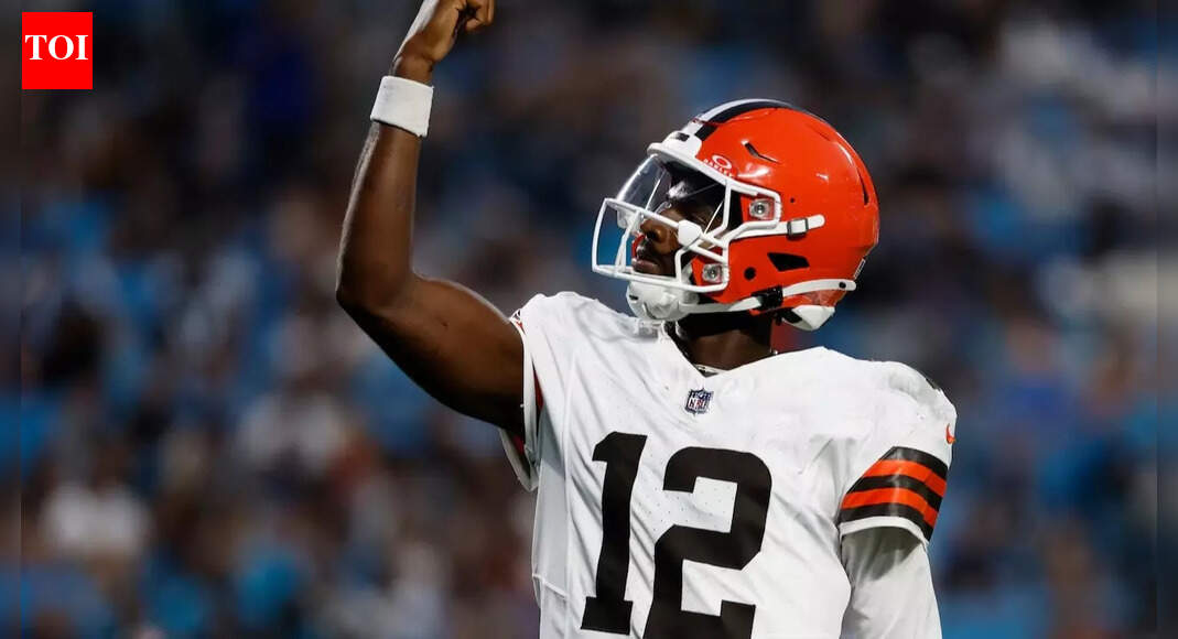 ‘Helmet hit’ on Shedeur Sanders has NFL reviewing Bengals DE Cedric Johnson for possible fine