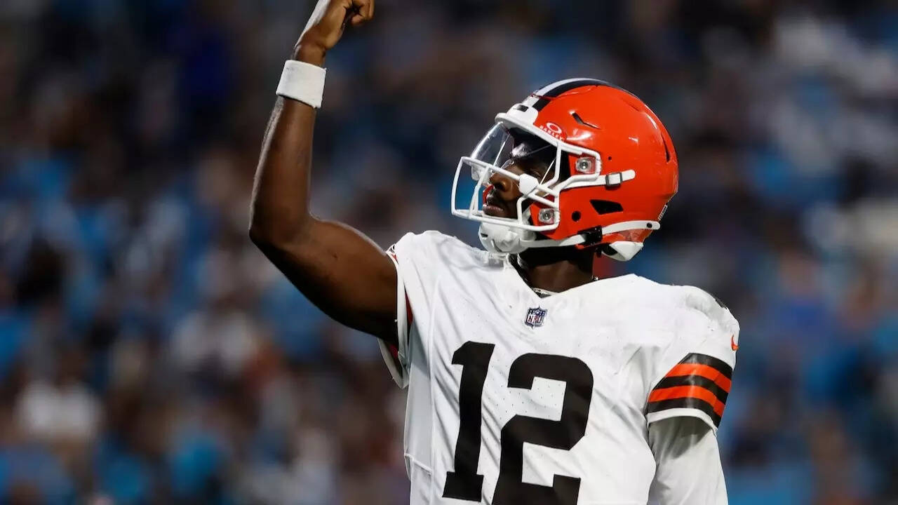 Helmet hit' on Shedeur Sanders has NFL reviewing Bengals DE Cedric Johnson  for possible fine | NFL News - The Times of India