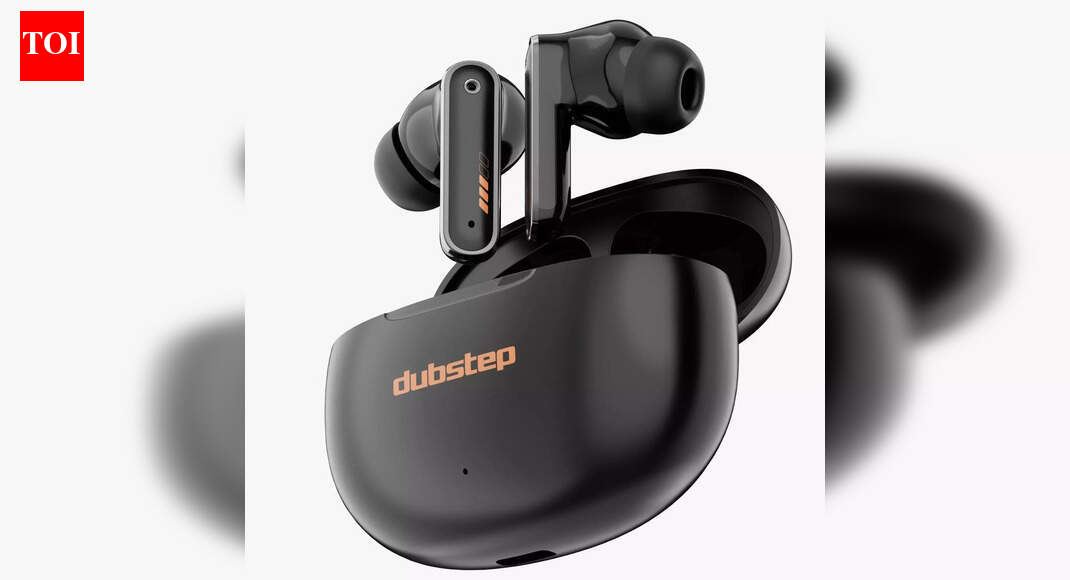 Dubstep true wireless earbuds and speakers launched in India, price starts at Rs 599