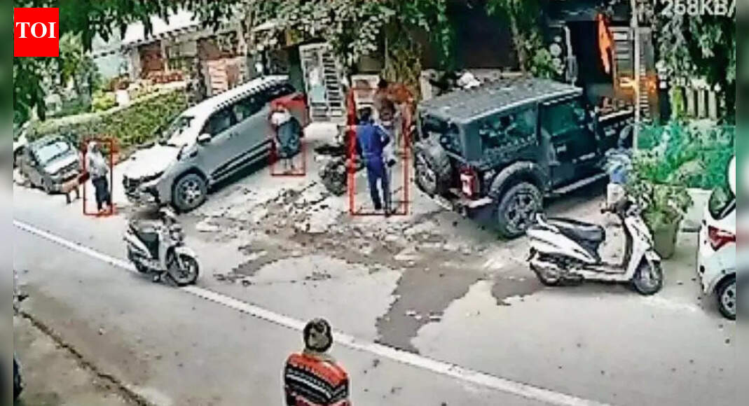 Laxmi Nagar assault: New clip shows SUV crashing into house; accused Omkar Yadav claims self-defence in viral video