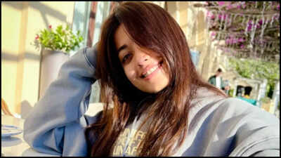 Rashmika Mandanna's Italy trip was all about love, laughter & a tummy filled with cheese