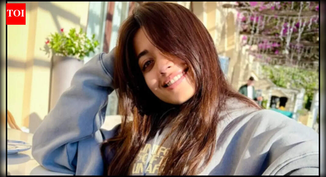 Rashmika Mandanna's Italy trip was all about love, laughter & a tummy filled with cheese