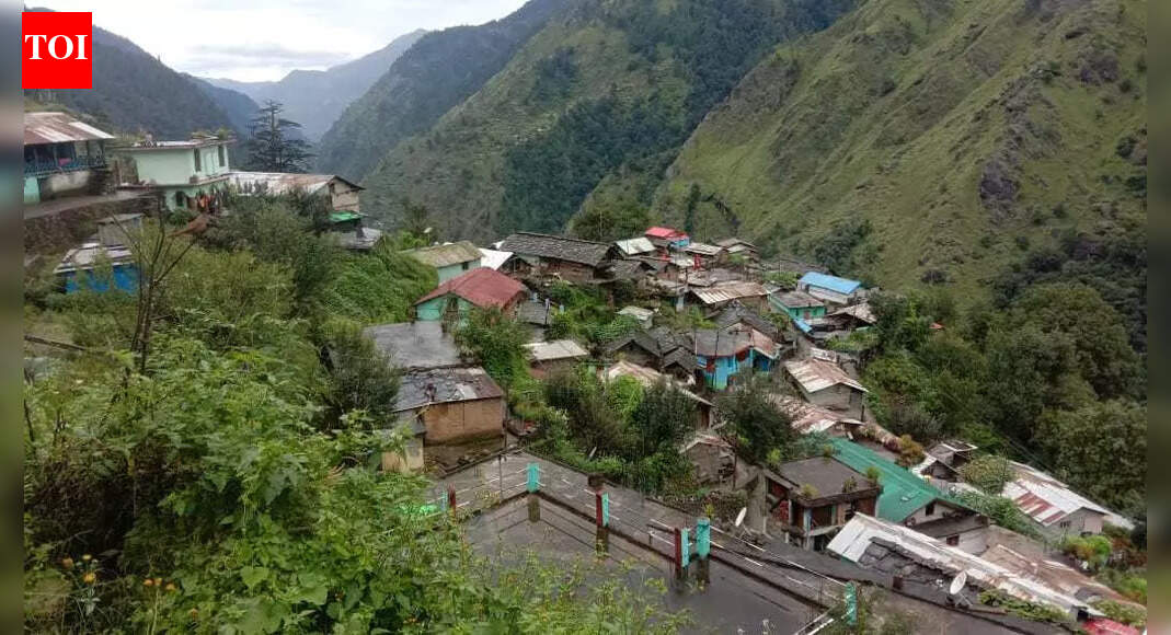 Gangotri highway just 2km away, but Uttarkashi village remains cut off