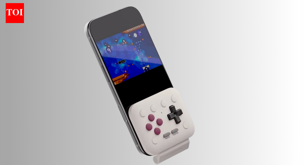 CES 2026: 8BitDo's FlipPad turns your phone into a Game Boy