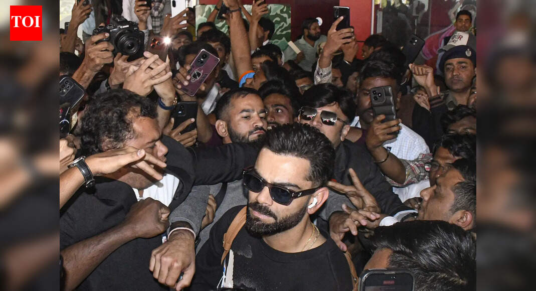 Scenes of frenzy: Virat Kohli gets mobbed on arrival in Vadodara - Watch