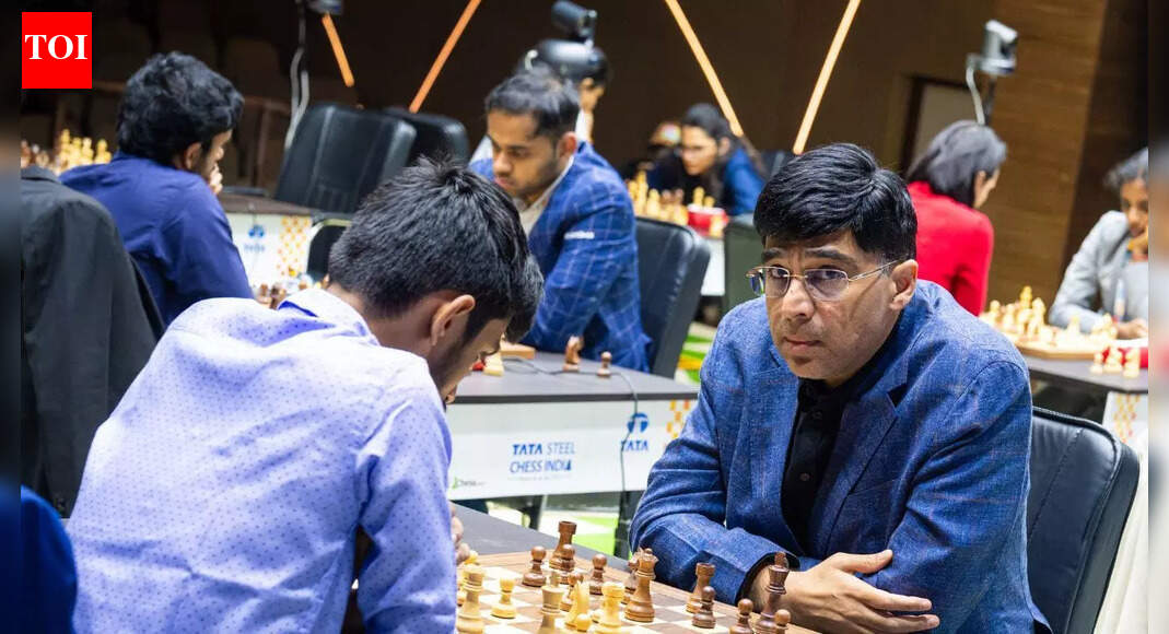 Kolkata Rapid & Blitz: Anand, Niemann share lead after Day 1