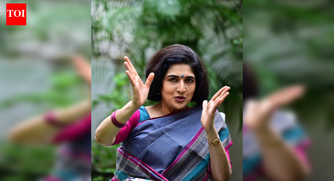 Srinidhi Chidambaram: 50 Years of Bharatanatyam, Unconventional Teaching, and Artistic Evolution