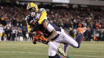 Packers vs. Bears Saturday playoff game forecast: snow and icy conditions expected in Chicago