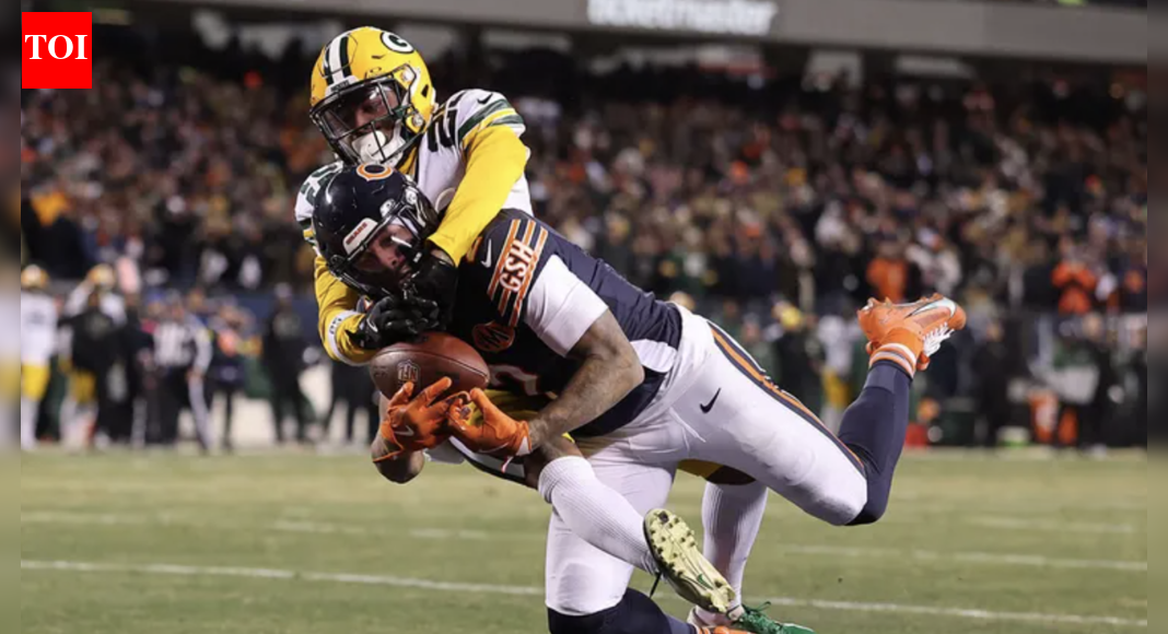 Packers vs. Bears Saturday playoff game forecast: snow and icy conditions expected in Chicago