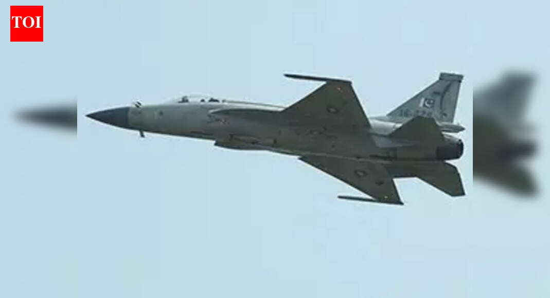 Pakistan says Bangladesh interested in buying JF-17 fighter jets