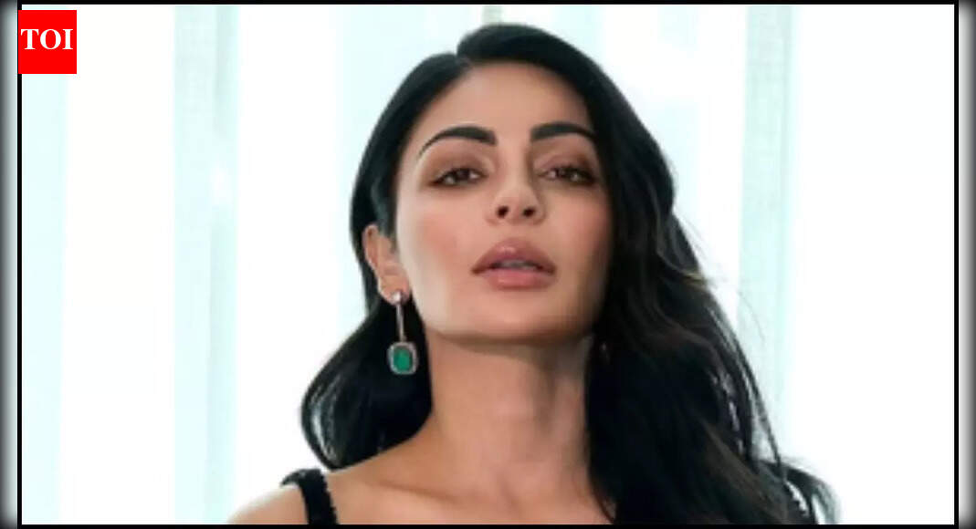 Neeru Bajwa reveals she's 'working' on her 'complicated situationship'