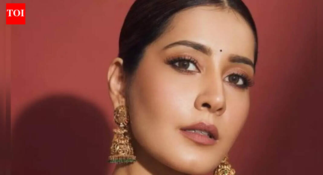 Raashii Khanna joins Akshay Kumar and Vidya Balan for Anees Bazmee directed comedy riot - Report