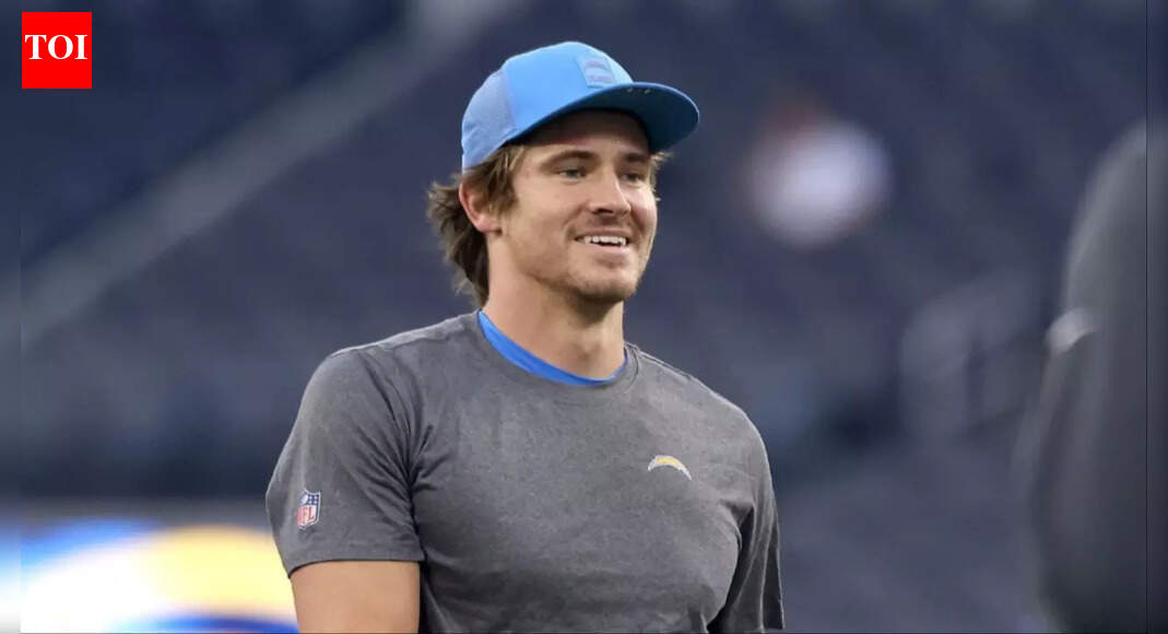 Justin Herbert latest injury update: Chargers QB talks about hand injury before NFL playoff game against Patriots