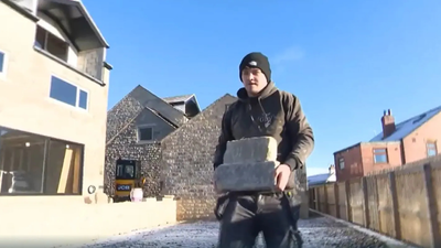 Who is Charlie Manby? Darts hero who returns to bricklaying job after dream World Darts Championship run and win of $60,000
