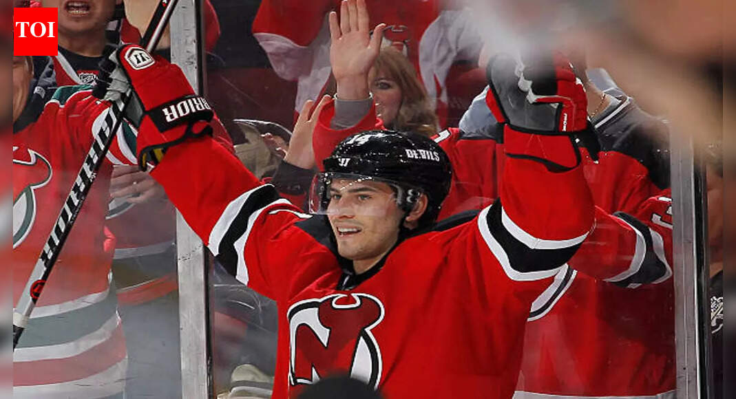 Edmonton Oilers place Adam Henrique on injured reserve after early exit against Predators, return expected after Olympic break