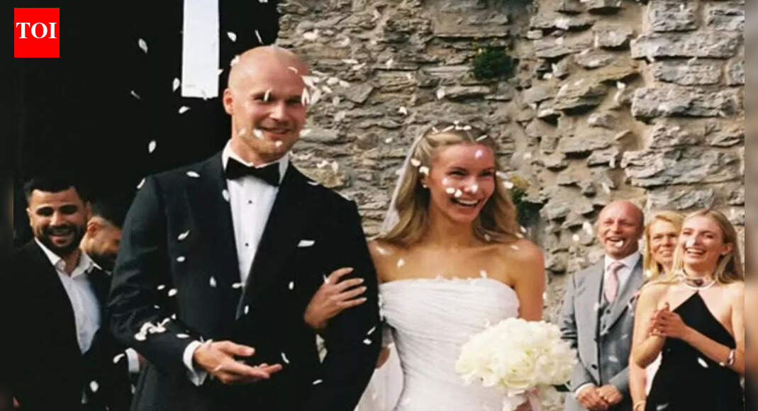 “It's been hard honestly”: Elias Pettersson gathers courage after miscarriage, injury and the pressure of leading Canucks