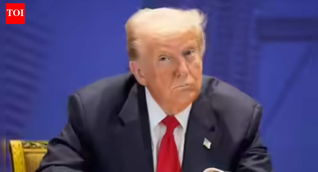 Trump backs bill letting him slap up to 500% levy on India