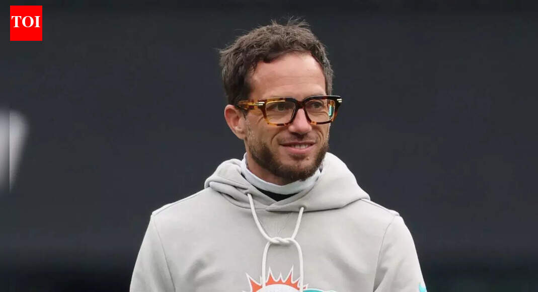 Tyreek Hill dampens Chiefs’ OC fantasy following Dolphins’ unexpected decision to fire Mike McDaniel