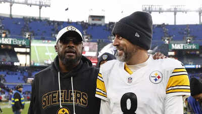 Aaron Rodgers breaks silence on Mike Tomlin rumors, calls out noise surrounding coach’s uncertain future