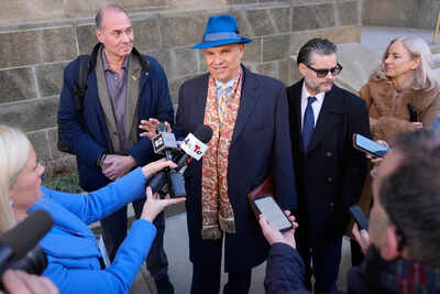 Harvey Weinstein weighs 'guilty' plea on rape charge but insists he 'never assaulted anyone'
