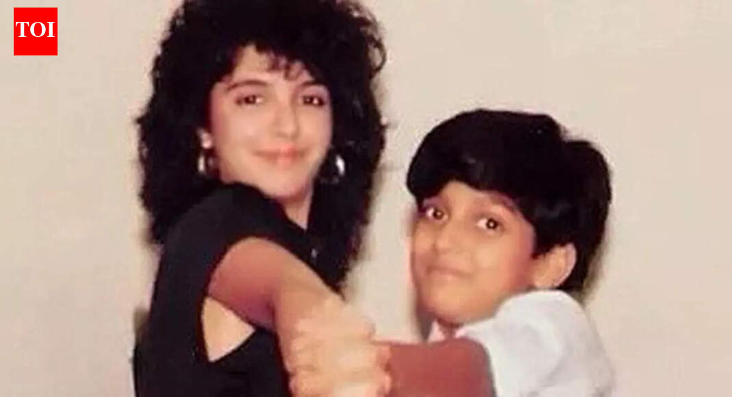 Zoya Akhtar shares nostalgic childhood PIC for Farhan Akhtar and Farah Khan’s birthday celebrations: 'Happiness & Happy'