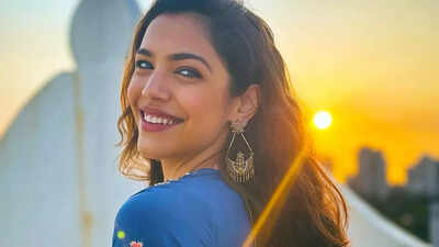 'Haiwaan' actress Shriya Pilgaonkar says its 'nice to be able to work' with Priyadarshan, Akshay Kumar and Saif Ali Khan who she has 'grown up watching'