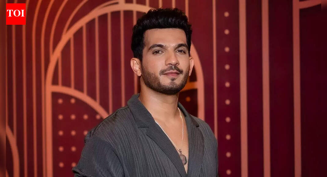 ‘Laughter Chefs’ fame Arjun Bijlani reveals his fitness secret at 43, ‘I stay happy for all 30 days’