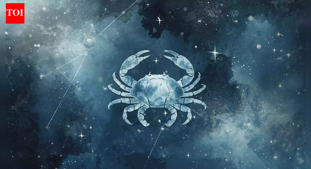 Cancer Horoscope Tomorrow, January 13, 2026: An unseen invitation is waiting. Say yes before it's gone.