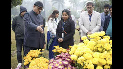 राजेंद्र प्रसाद केंद्रीय कृषि विश्वविद्यालय के कार्यक्रम में फूलों की व्यावसायिक संभावनाओं की खोज की गई