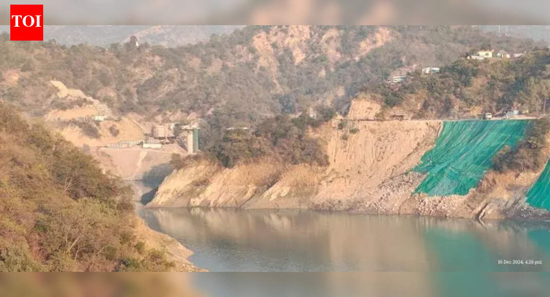 Deposit Rs 89L fine to be heard on merits: HC to infra development firm