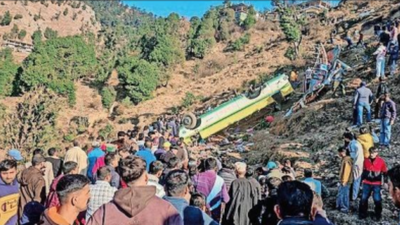14 killed as bus plunges into 500m-deep Himachal gorge