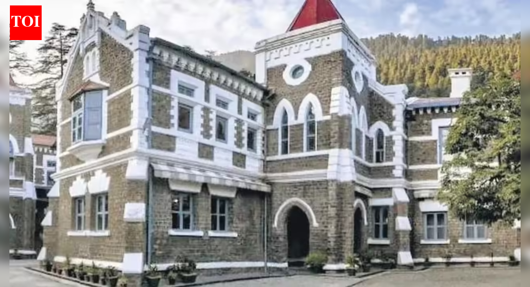 Serious lapses: HC sets aside life term of man