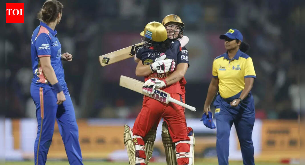 WPL: Nadine de Klerk helps RCB steal a win in last-ball thriller