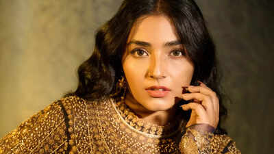 Rajisha Vijayan’s dance number wins peers, draws criticism online