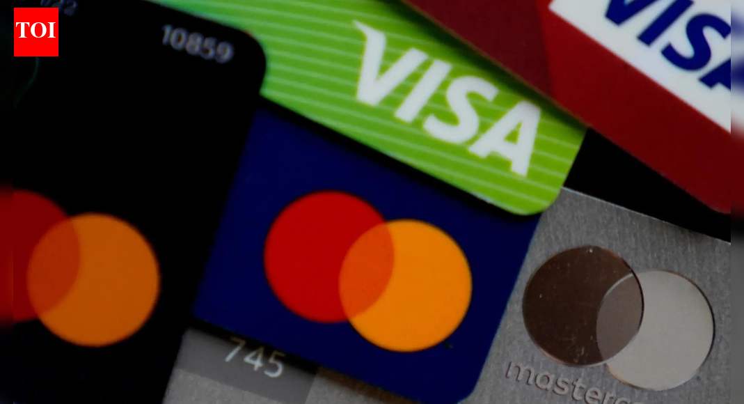 Credit curbs: US banks flag risks to lending as Trump pushes 10�p on card rates; consumers, small firms may take hit