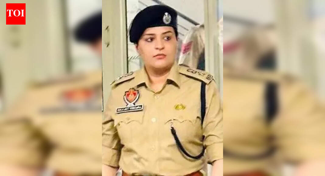 Punjab shuffles top cops: Maninder back as SSP Ropar, Ravjot sent to ...