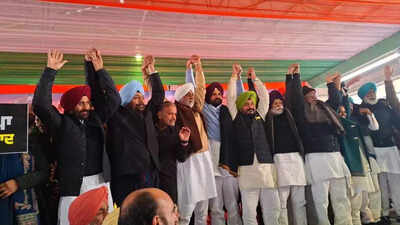MGNREGA bachao: Congress vows to restore scheme in Punjab