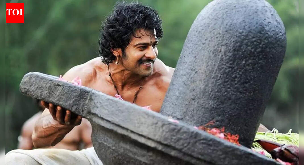 From massive cutouts to fireworks: Here's how fans got wild celebrating the release of their beloved South stars