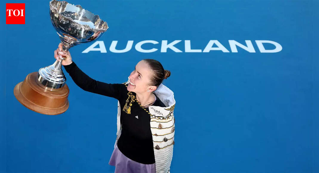 Elena Svitolina powers to Auckland title in Australian Open warm-up
