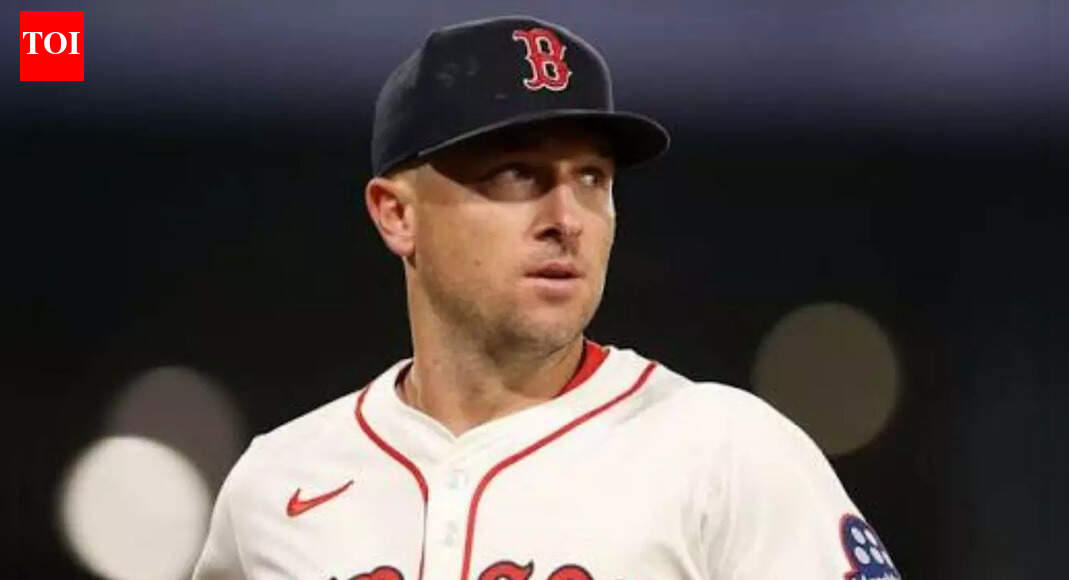 Alex Bregman signs $175 million Chicago Cubs deal, ending months of MLB free-agency buzz